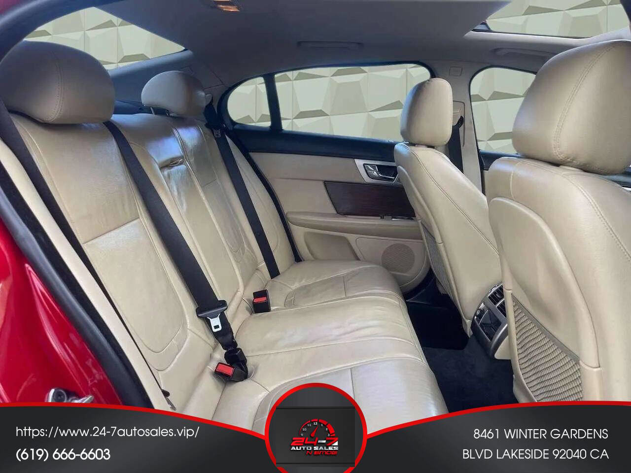 Used 2015 Jaguar XF Premium image 18