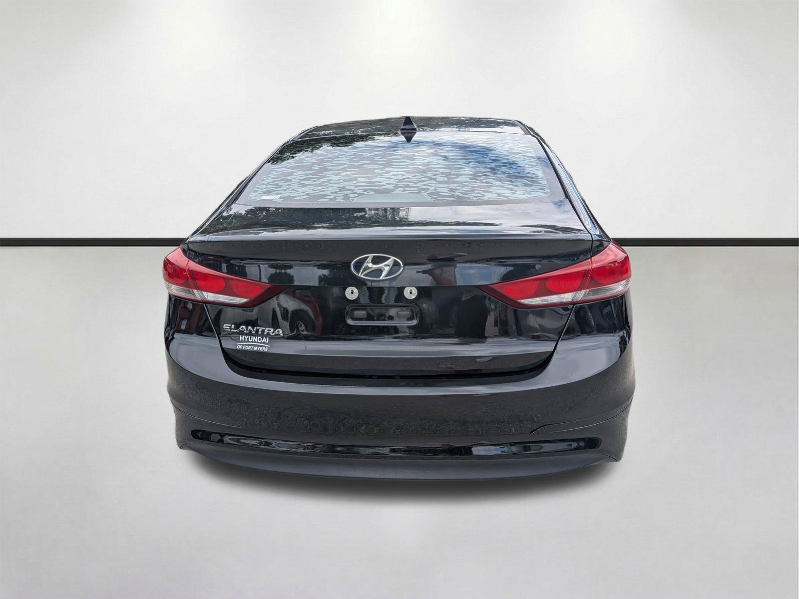 Used 2018 Hyundai Elantra Value Edition FWD image 5