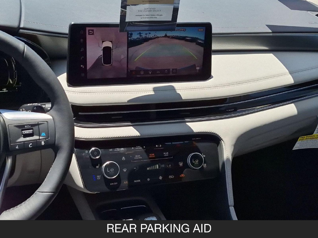 Certified 2026 INFINITI QX60 Luxe w/ Cargo Package FWD image 24