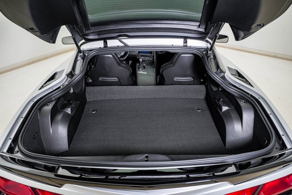 Used 2018 Chevrolet Corvette Stingray w/ Battery Protection Package image 29