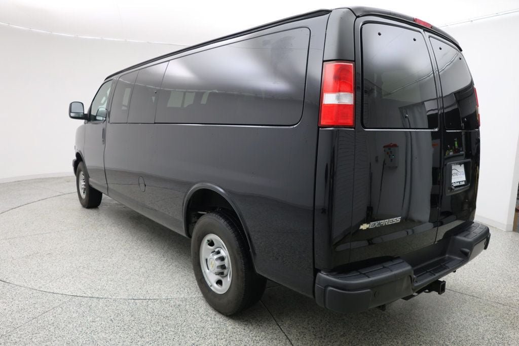 Used 2024 Chevrolet Express 3500 LS RWD image 5