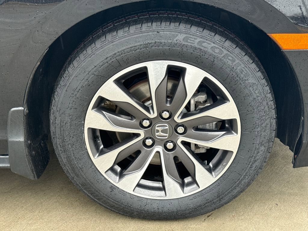Used 2024 Honda Odyssey EX-L image 11