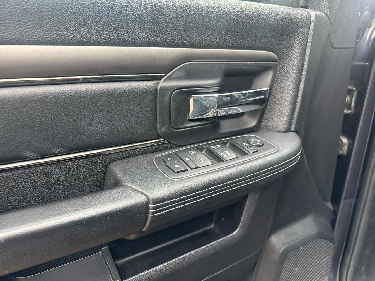 Used 2014 RAM 1500 Sport w/ Remote Start & Security Group AWD/4WD image 14