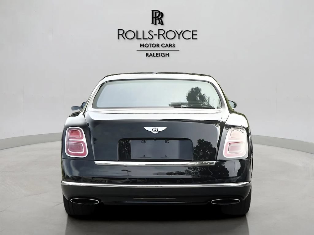 Used 2017 Bentley Mulsanne RWD image 5