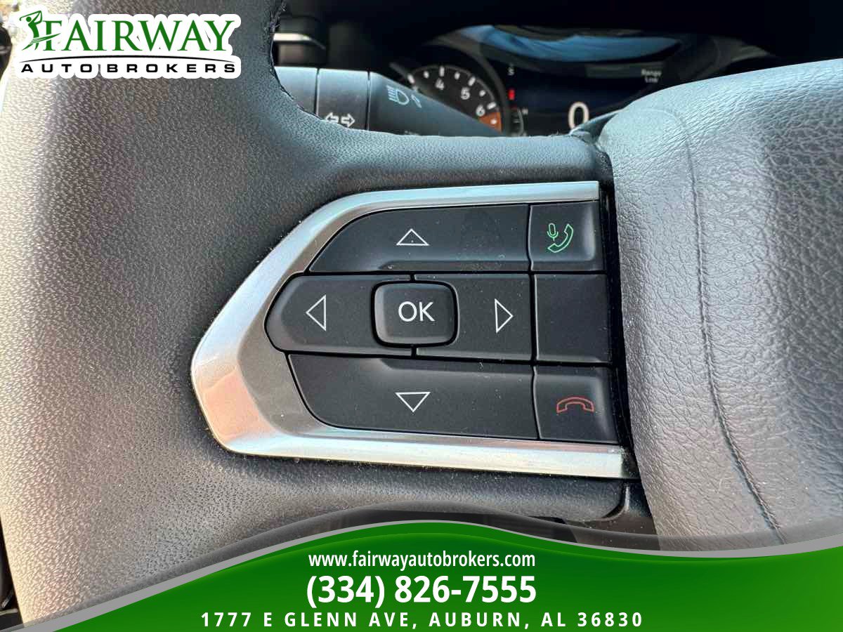 Used 2023 Jeep Compass Latitude w/ Sun and Sound Group AWD/4WD image 18