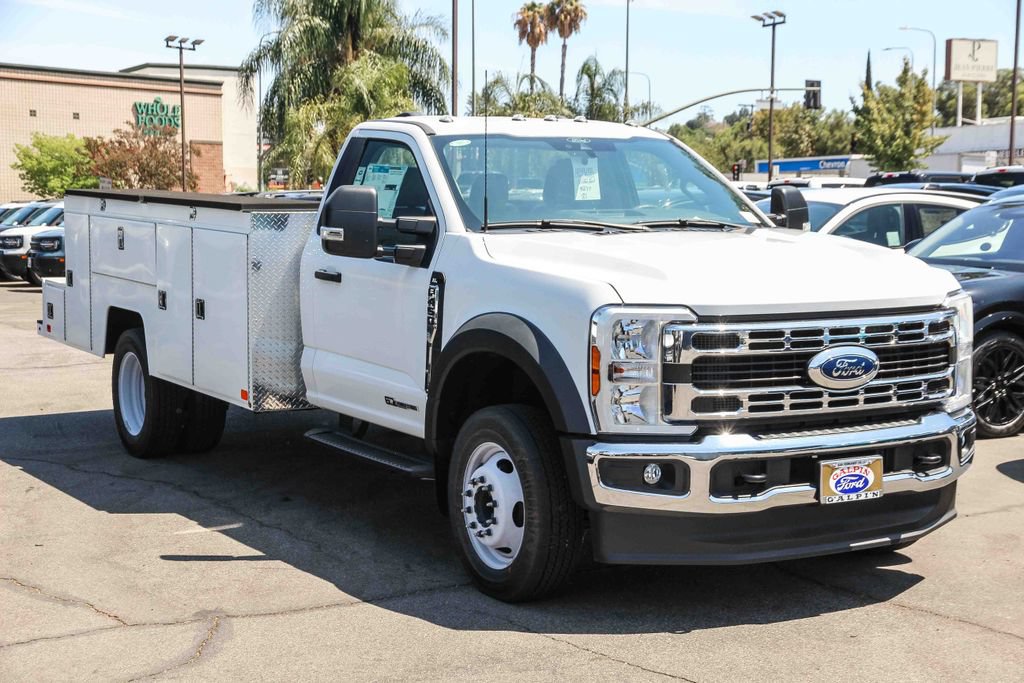 New 2024 Ford F450 XL w/ XL Chrome Package RWD image 3