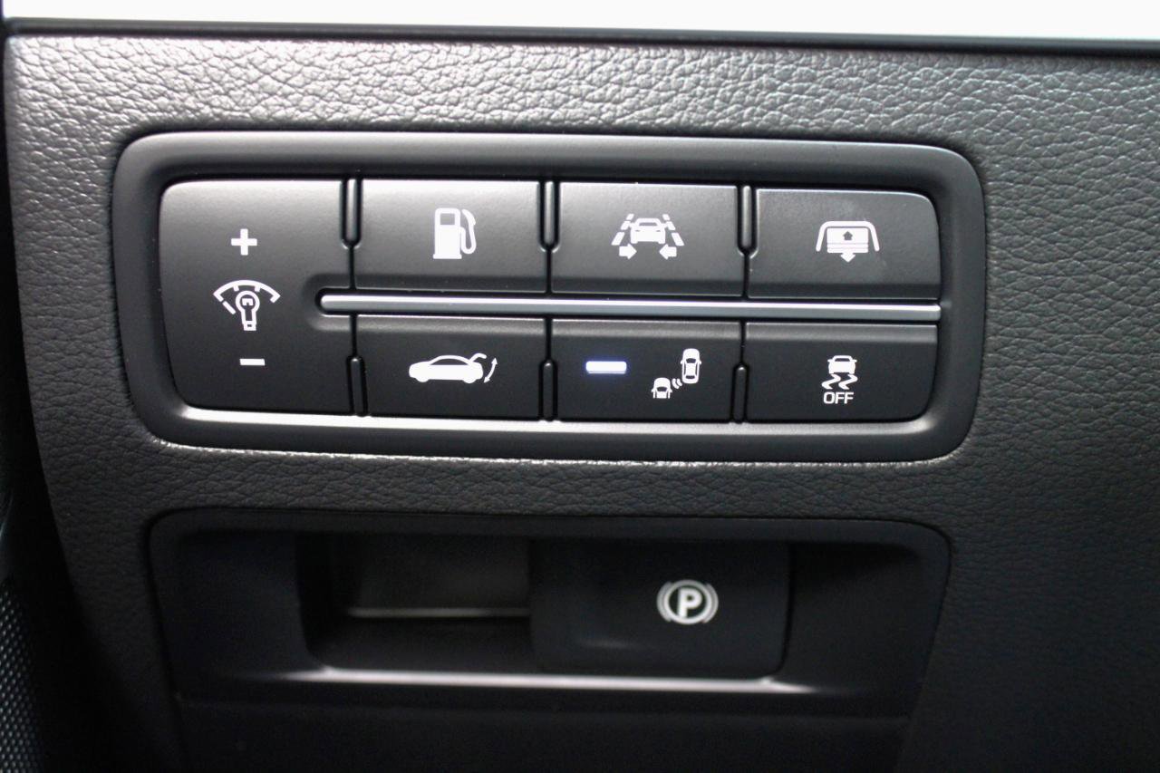 Used 2019 Genesis G80 3.3T Sport image 61