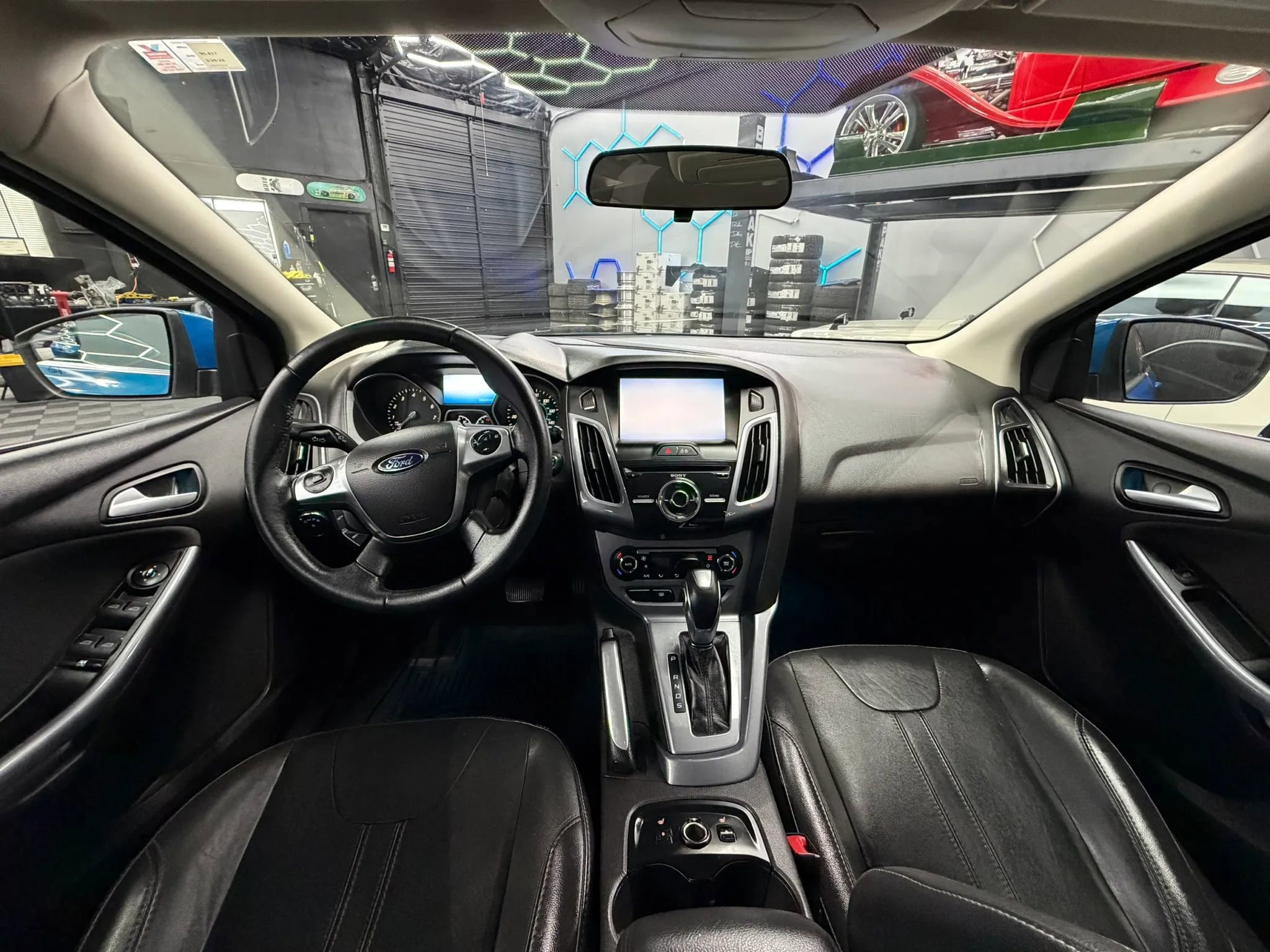 Used 2014 Ford Focus Titanium image 8