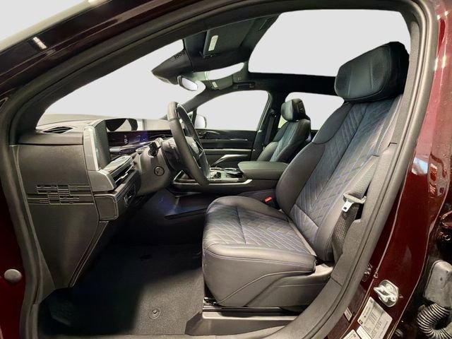 New 2026 Cadillac Escalade IQ Sport 1 w/ LPO, ONYX Package image 19