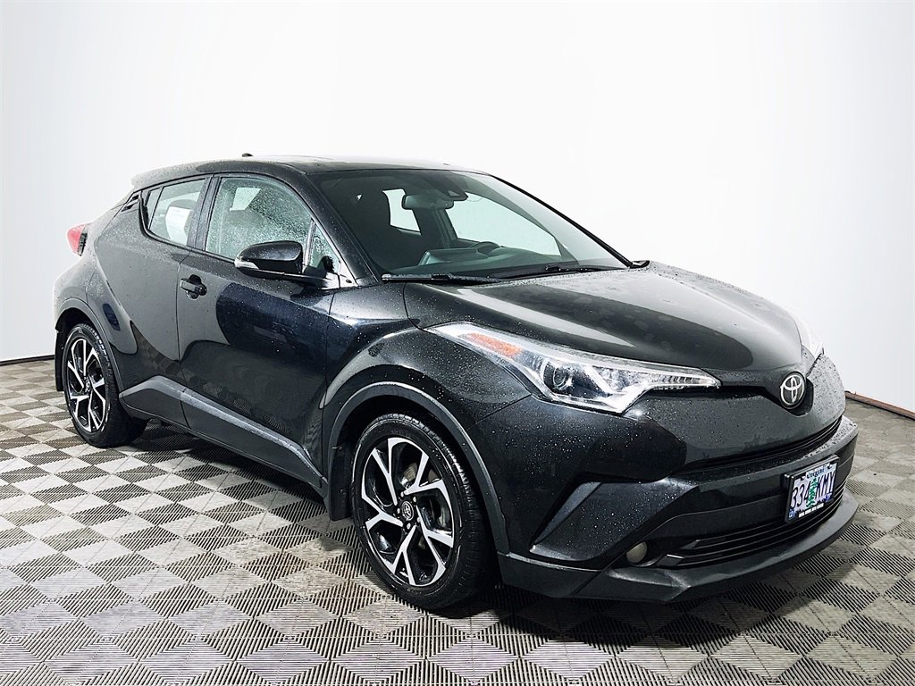 Certified 2018 Toyota C-HR XLE image 1