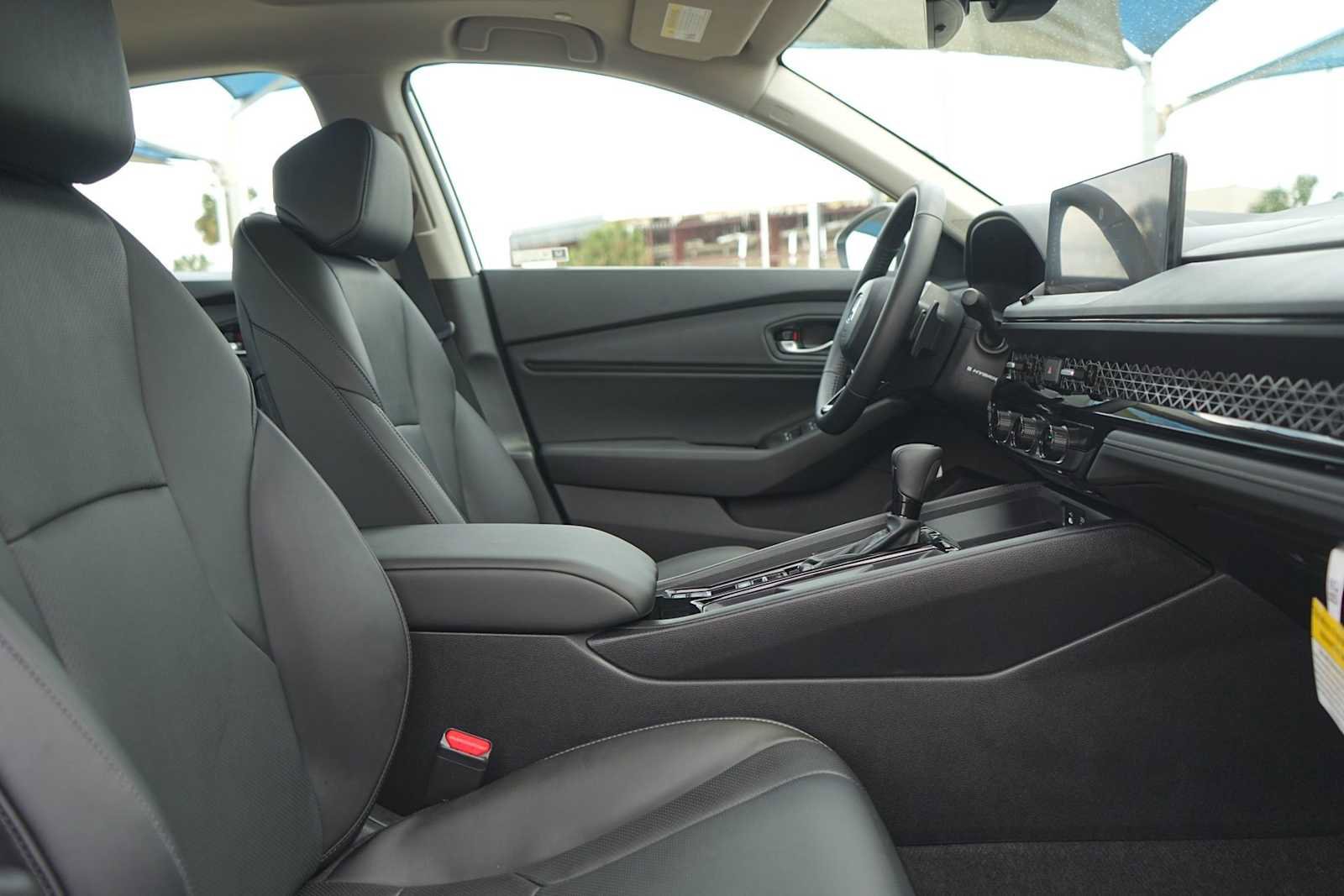 Certified 2025 Honda Accord EX-L image 15