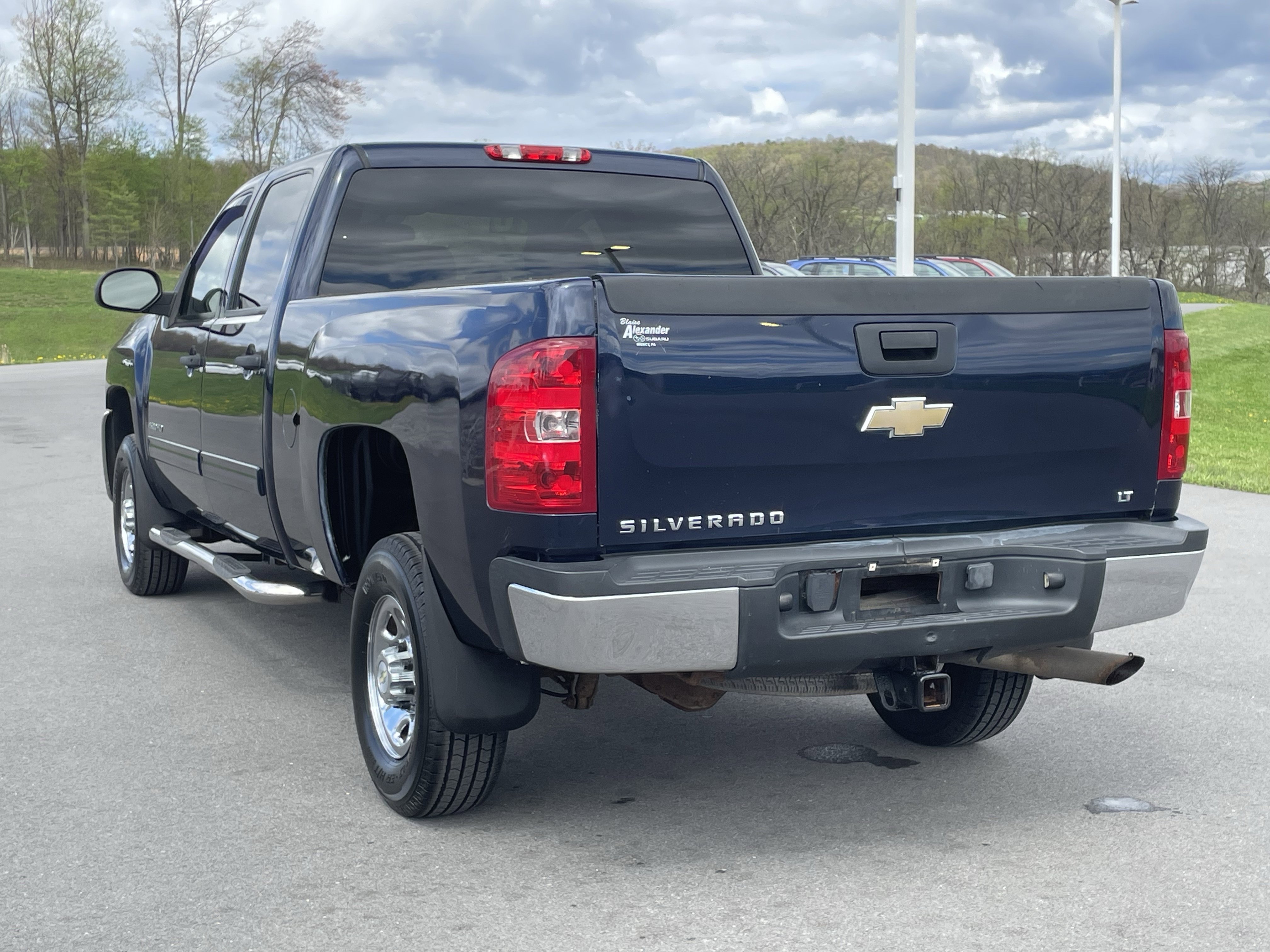 Used 2010 Chevrolet Silverado 2500 LT AWD/4WD image 6