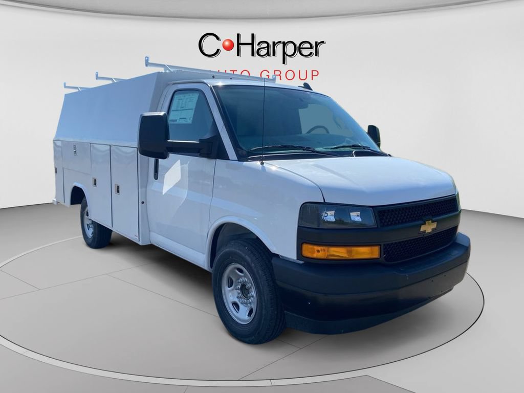 New 2026 Chevrolet Express 3500 w/ Power Convenience Package