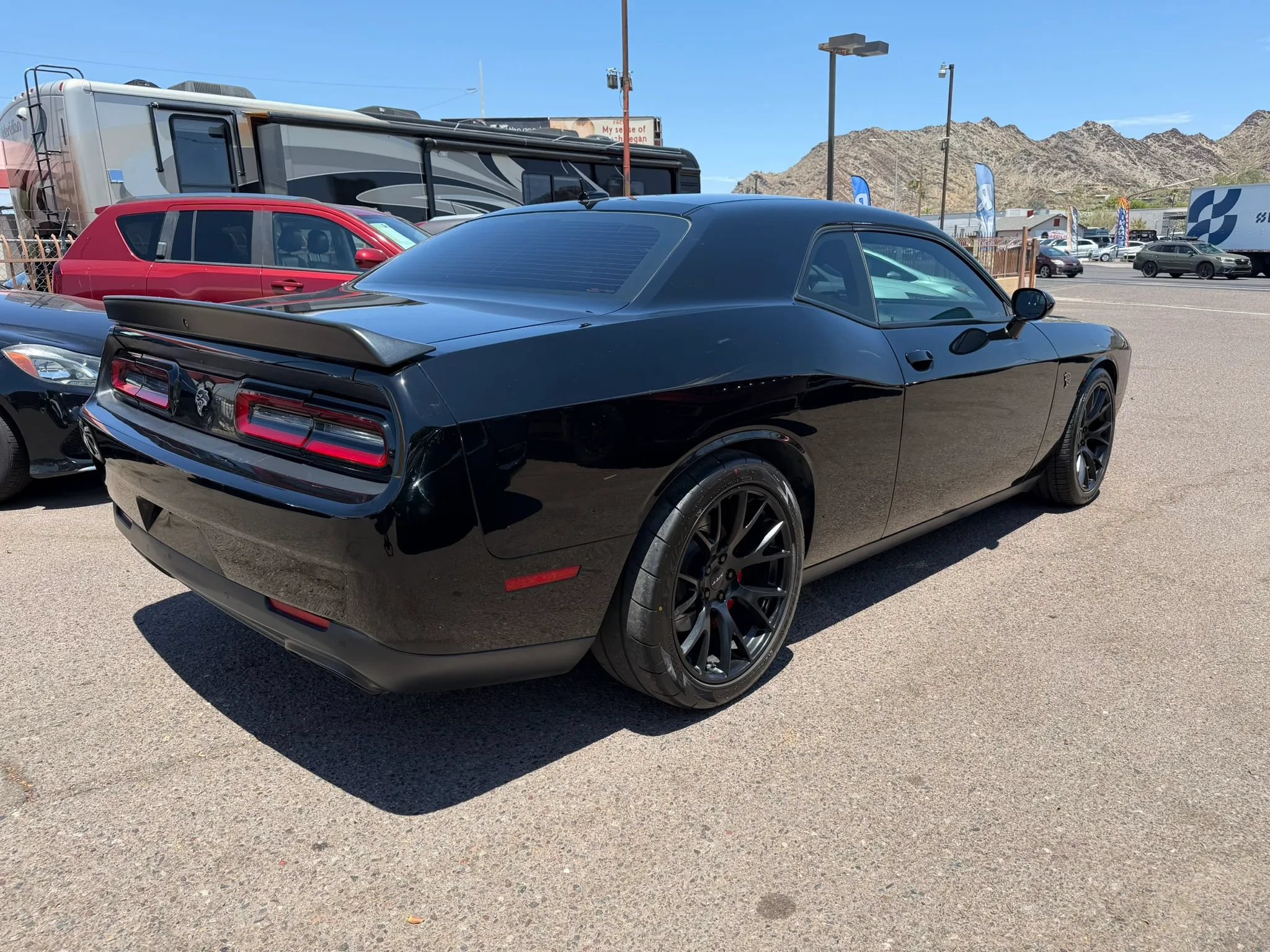 Used 2015 Dodge Challenger SRT Hellcat RWD image 5