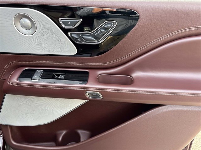 Used 2020 Lincoln Aviator Black Label w/ Dynamic Handling Package image 23