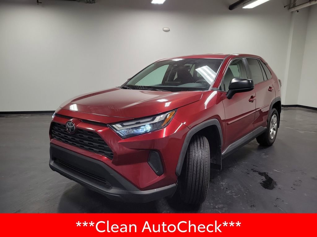 Used 2023 Toyota RAV4 LE image 4