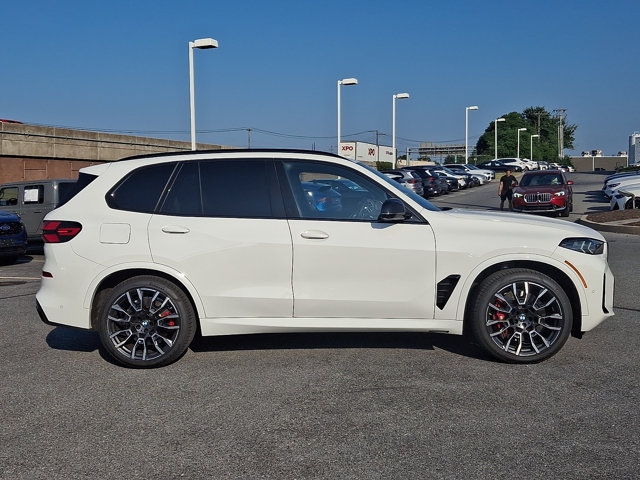Used 2025 BMW X5 M60i AWD/4WD image 7