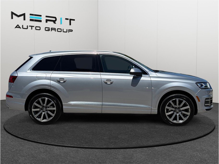 Used 2018 Audi Q7 3.0T Premium AWD/4WD image 10