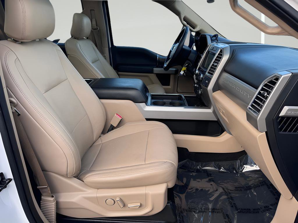 Used 2017 Ford F250 Lariat w/ Chrome Package image 13