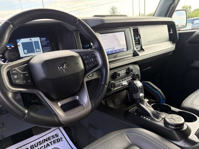 Used 2022 Ford Bronco Black Diamond w/ Sasquatch Package AWD/4WD image 17