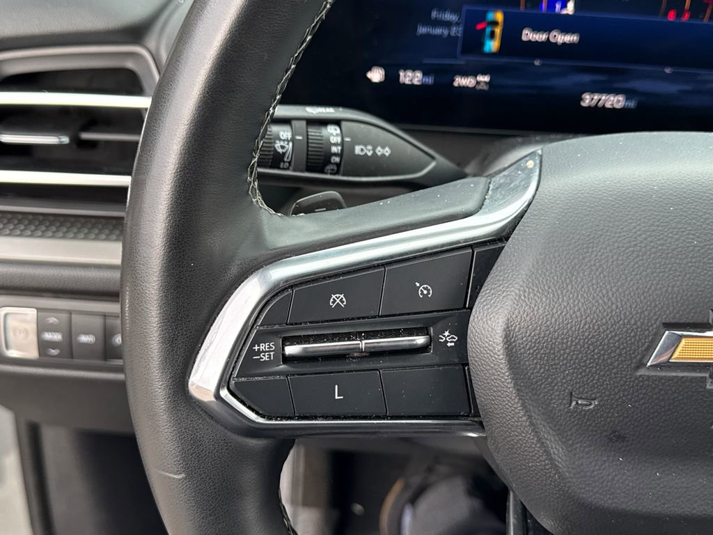 Used 2024 Chevrolet Traverse LT image 31