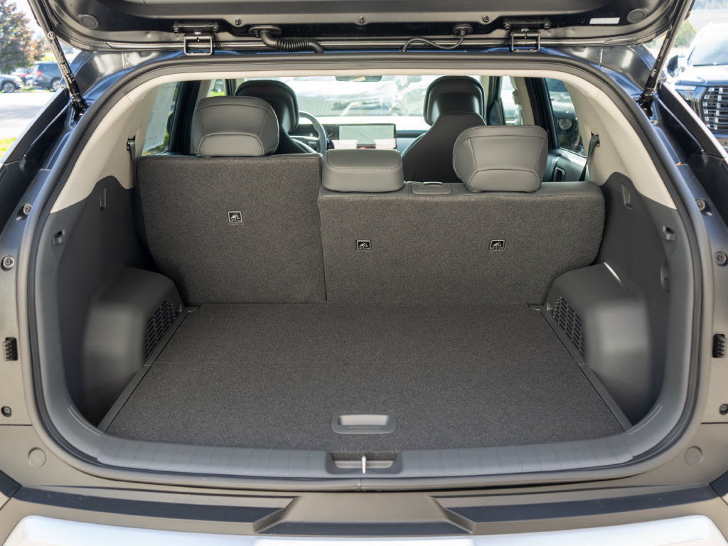 New 2027 Kia EV3 Wind FWD image 31
