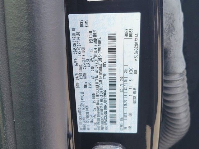 Used 2024 Ford Escape SE w/ PHEV Premium Package image 16