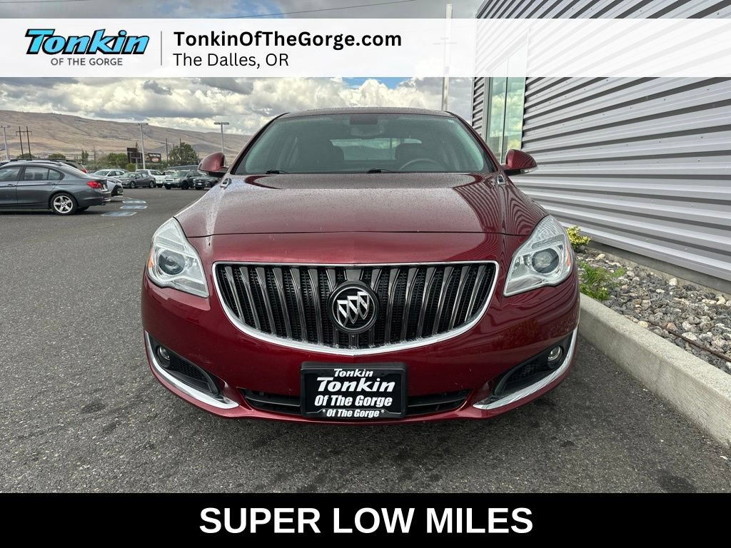 Used 2017 Buick Regal Premium FWD image 9
