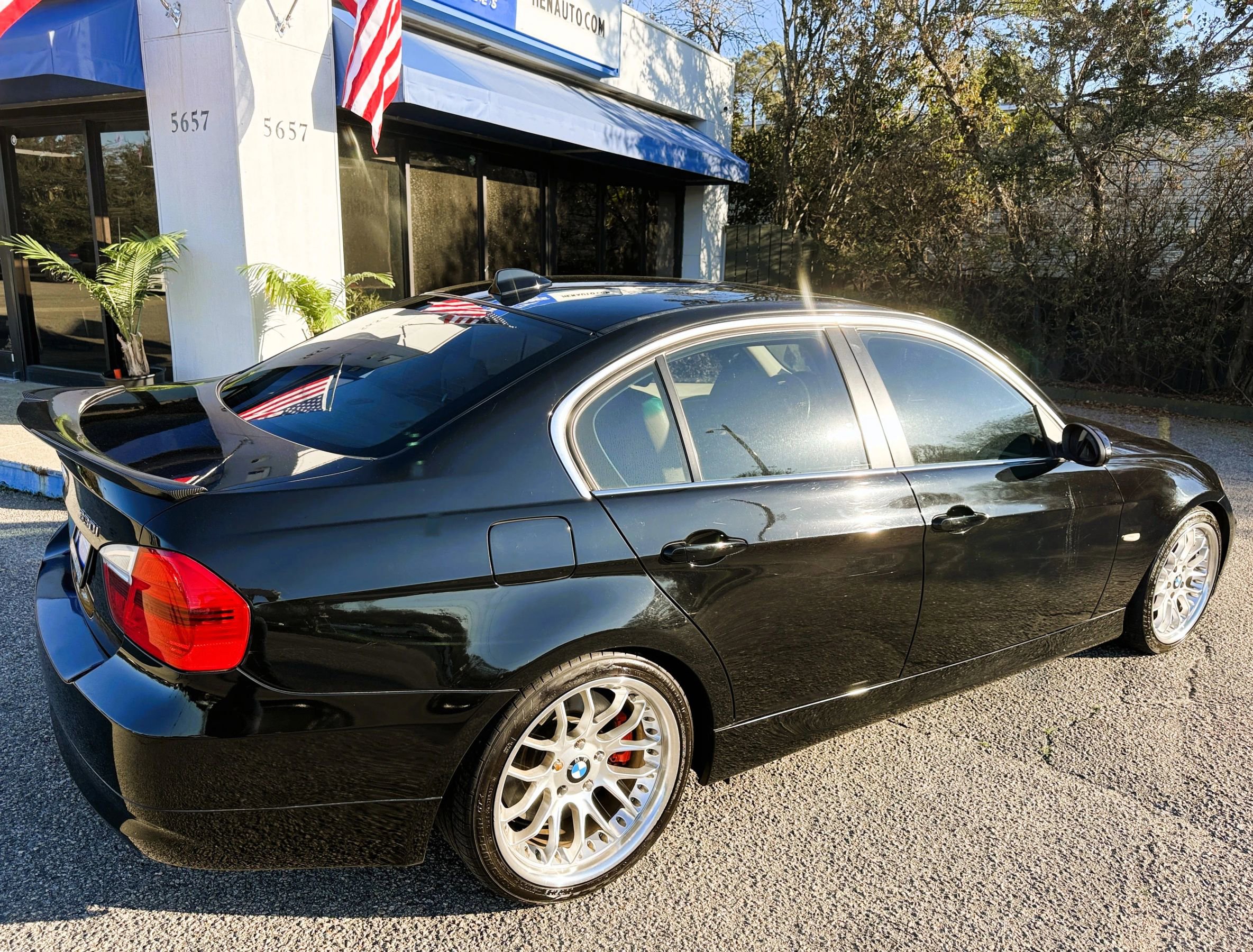 Used 2006 BMW 330i 330i Sedan 4D image 24