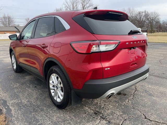 Used 2021 Ford Escape SE w/ Cold Weather Package image 2