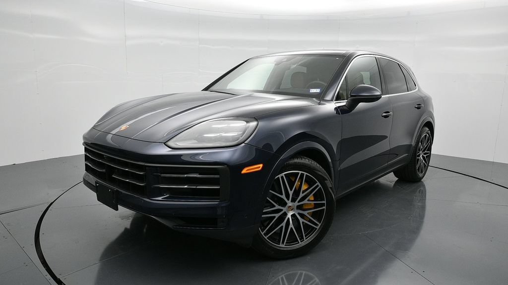 Certified 2025 Porsche Cayenne S AWD/4WD image 22