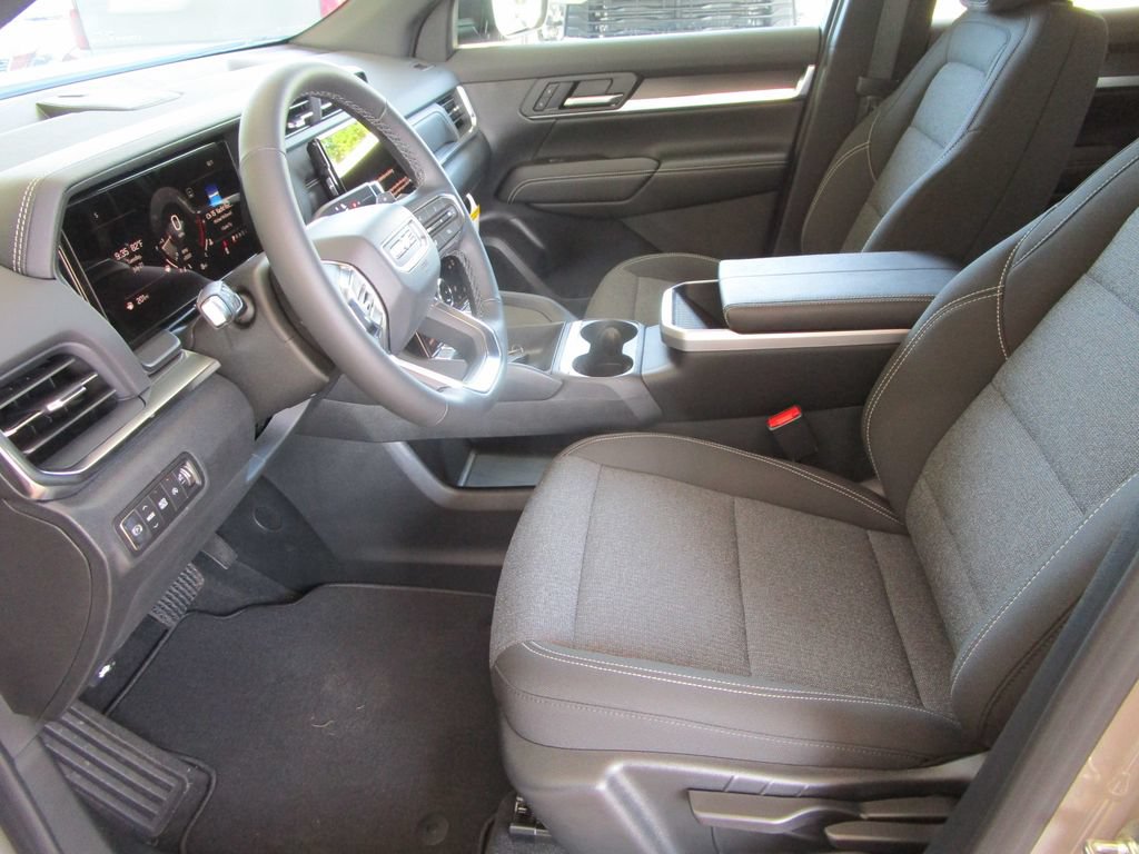 New 2026 GMC Terrain Elevation w/ Technology Package II FWD image 19
