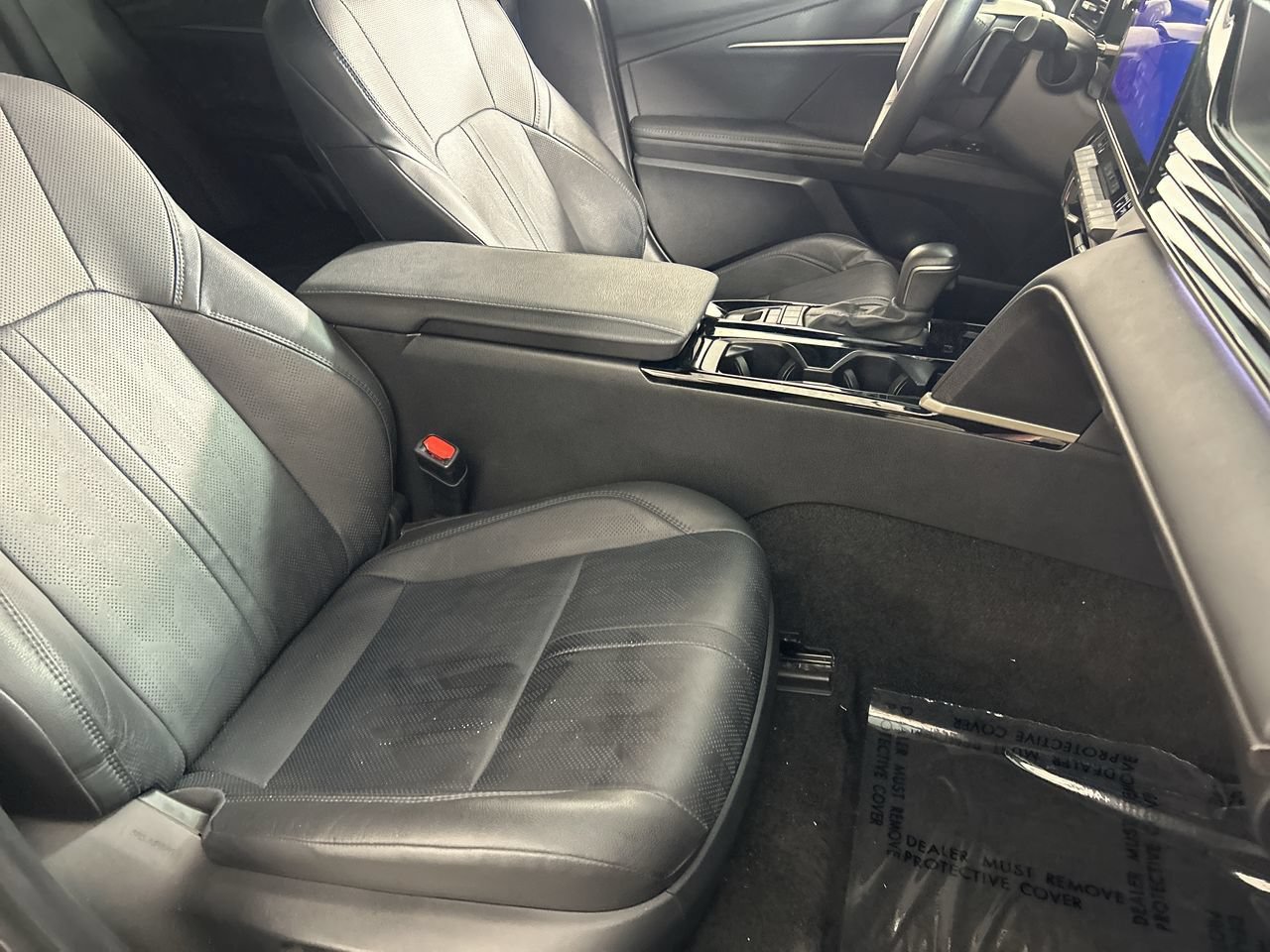 Used 2025 Toyota Camry XSE FWD image 25