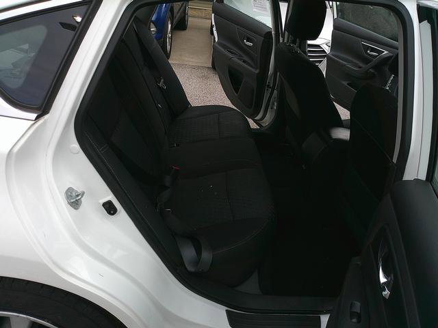 Used 2017 Nissan Altima 2.5 S w/ Power Driver Seat Package image 7
