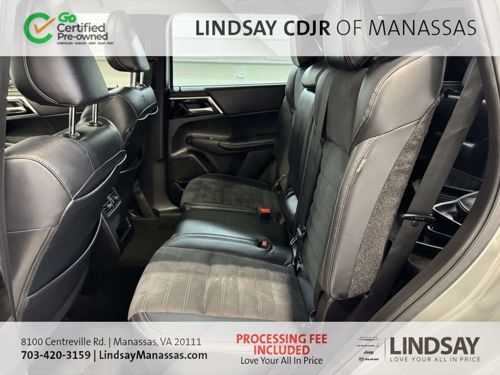 Used 2023 Mitsubishi Outlander SE AWD/4WD image 19