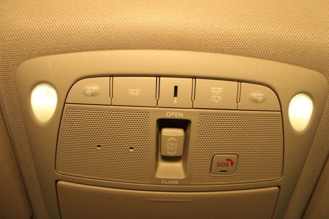 Used 2019 Nissan Rogue SL image 29