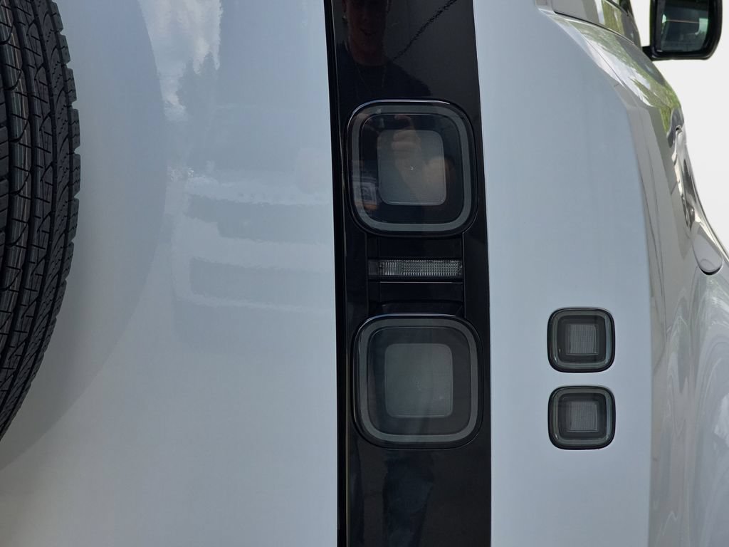 New 2026 Land Rover Defender 110 S AWD/4WD image 35