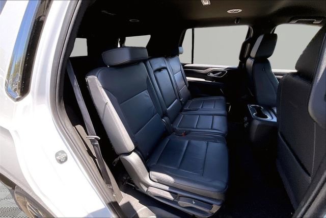 Used 2024 Chevrolet Tahoe LT RWD image 17