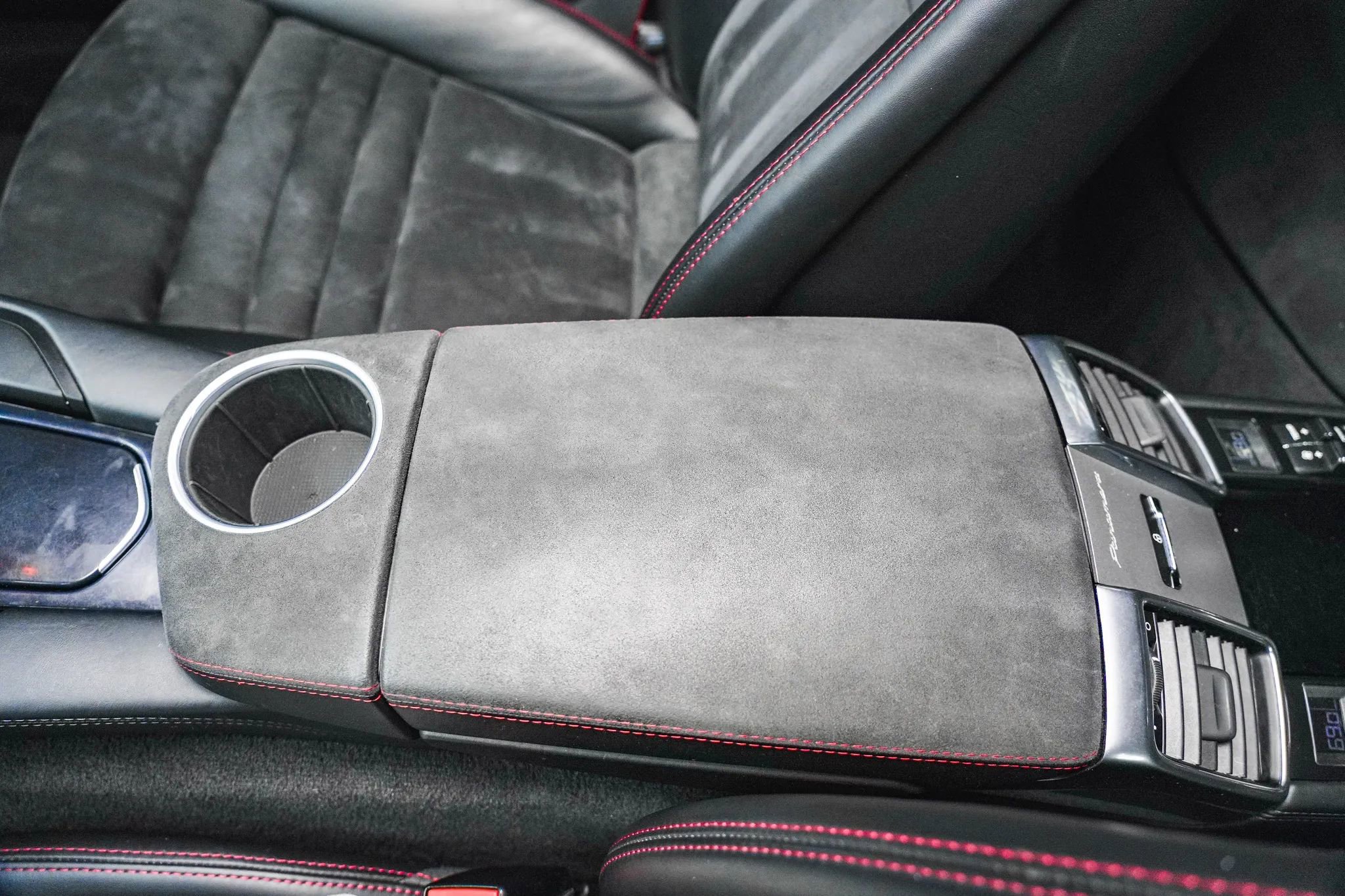 Used 2015 Porsche Panamera GTS w/ Premium Package Plus image 79