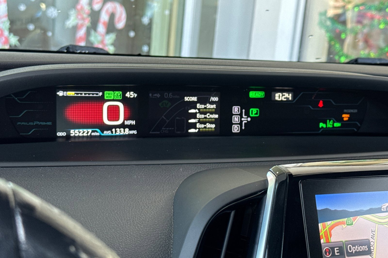 Used 2017 Toyota Prius Prime Advanced image 30