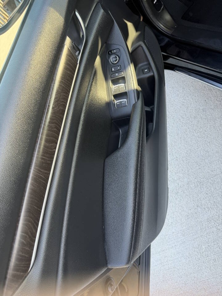 Used 2019 Honda Accord EX image 27