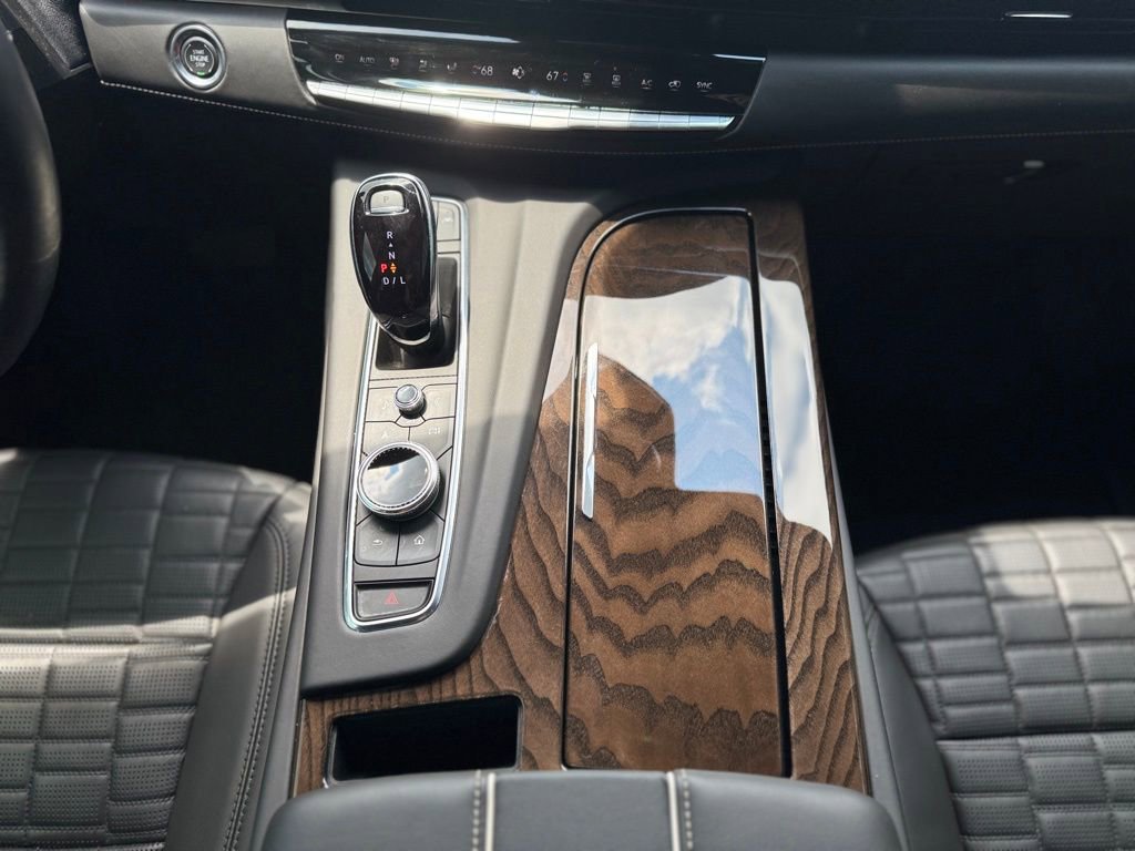 Used 2024 Cadillac Escalade ESV Sport Platinum w/ LPO, ONYX Package image 53