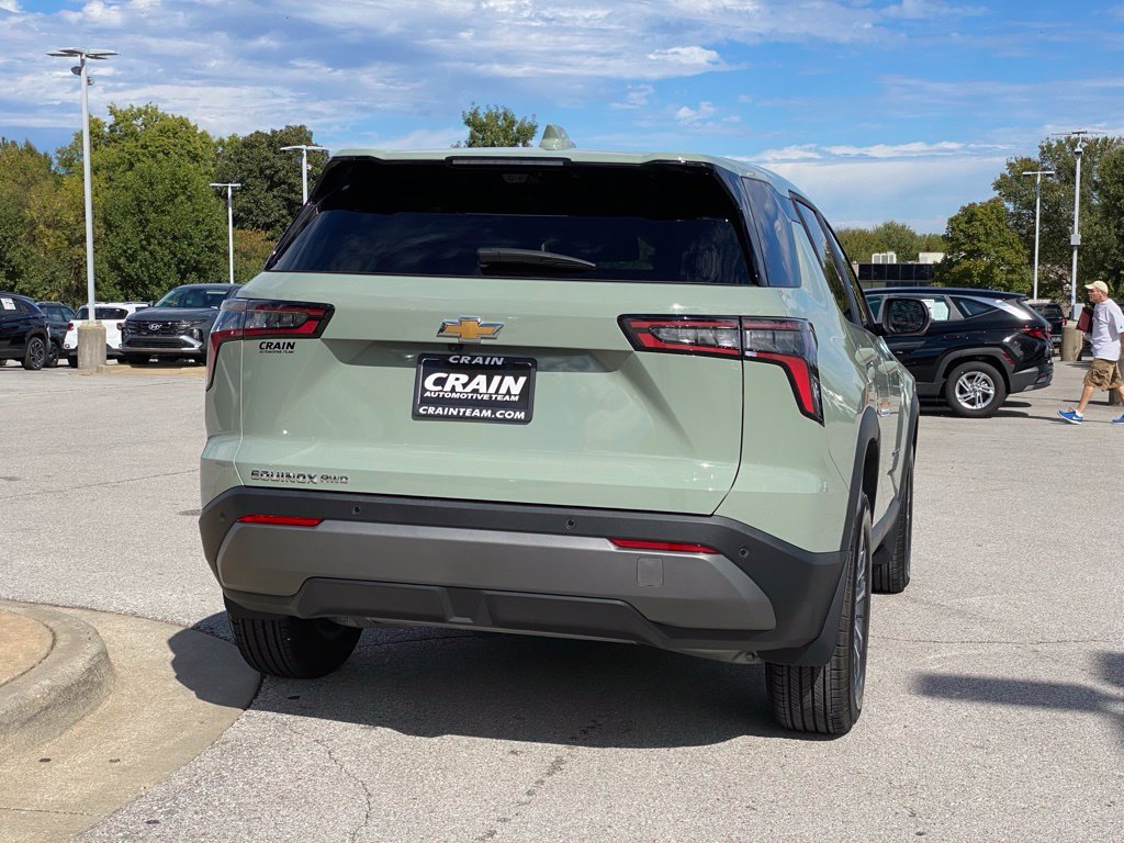 Used 2026 Chevrolet Equinox LT w/ Convenience Package II AWD/4WD image 8
