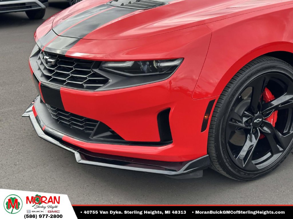 Certified 2021 Chevrolet Camaro LT w/ Technology Package RWD image 7