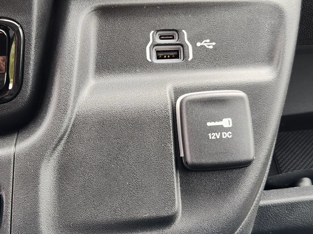New 2026 RAM ProMaster 3500 w/ Convenience Group FWD image 21