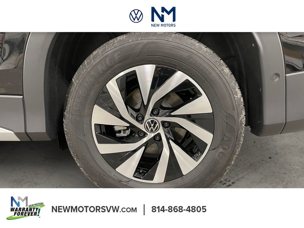 New 2026 Volkswagen Tiguan S image 14