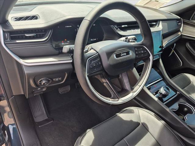 New 2026 Jeep Grand Cherokee Limited AWD/4WD image 3