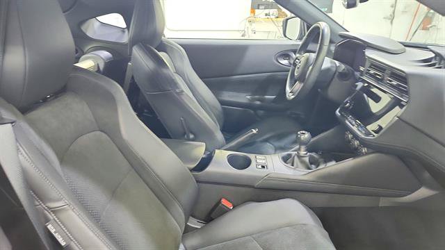 Certified 2024 Nissan Z Performance w/ Floor Mat Package RWD image 24