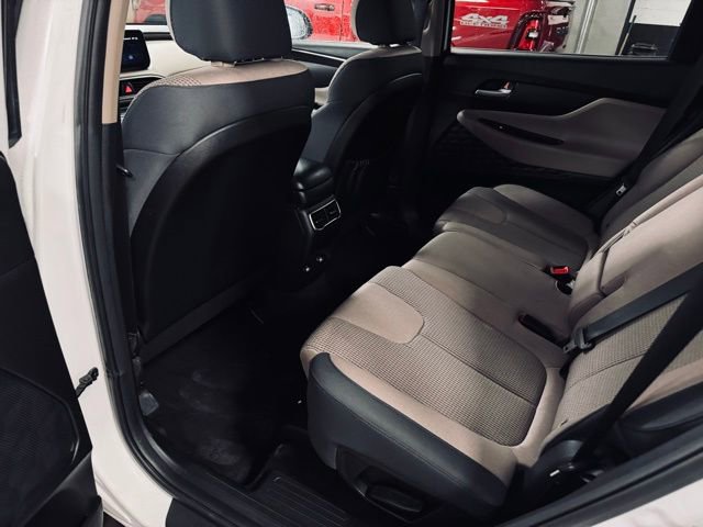 Used 2023 Hyundai Santa Fe SEL image 19