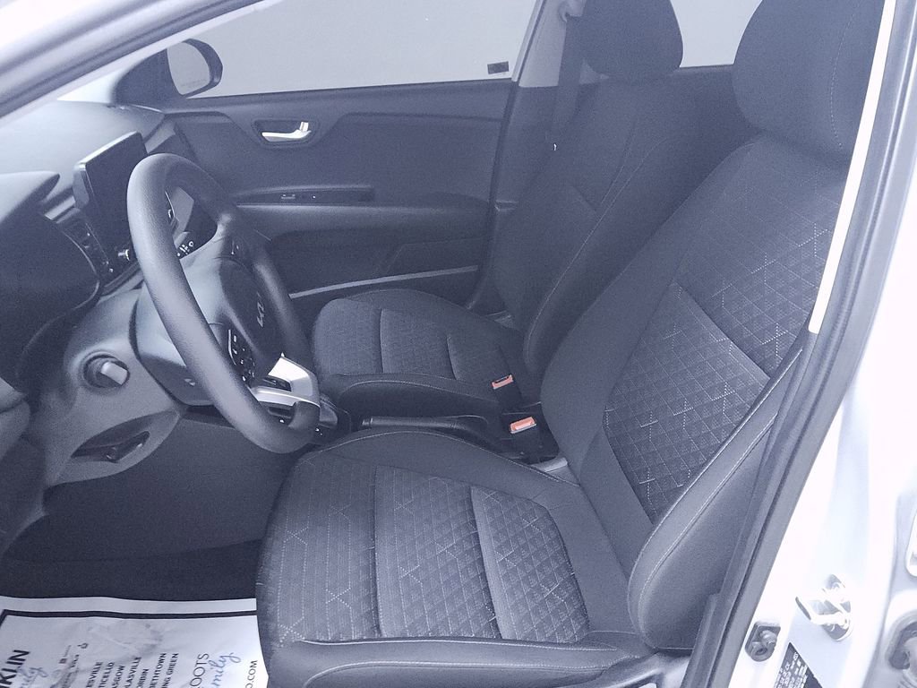 Used 2023 Kia Rio LX FWD image 11